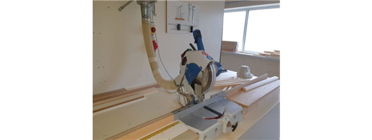 Traditional Single Blade Mitre Saw