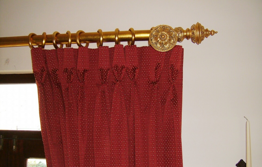 Goblet Pleat Curtains in Stalybridge