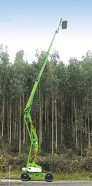 Hire a telescopic or articulated boom lift