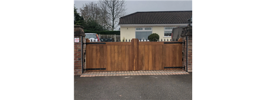 Domestic & Commercial Electric Gates