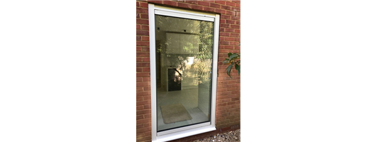 Single Door Frameless Double Glazed FGC Style Basingstoke Bespoke