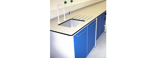 Laboratory Sinks & Lab Units from InterFocus