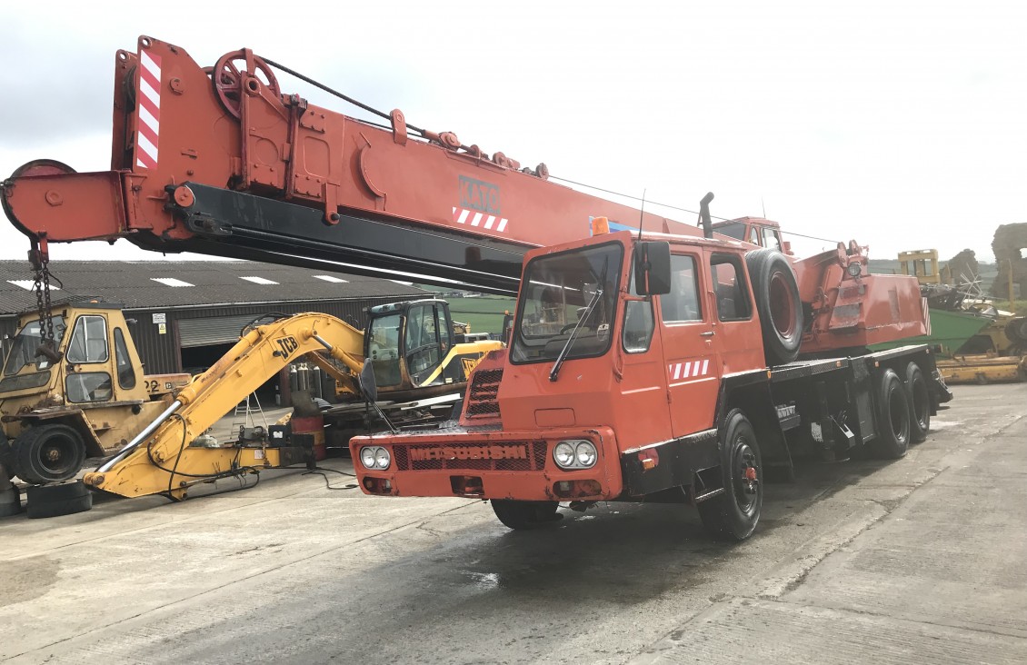 KATO. NK 200 BE 25 ton truck crane