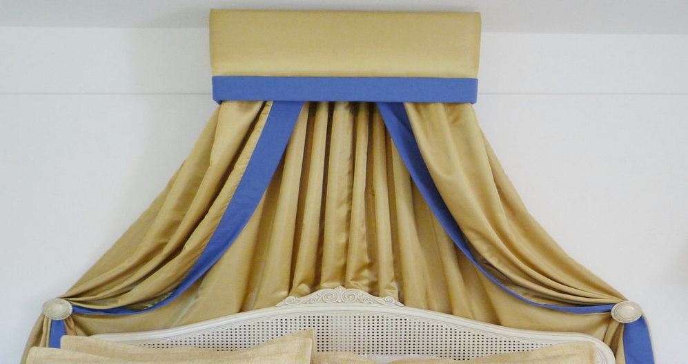 Bed Canopies in Shaw & Crompton