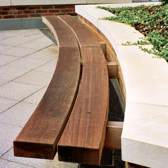 Type 4 Wall Seat : Cantilever