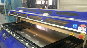 Large format 400W CNC laser cutter