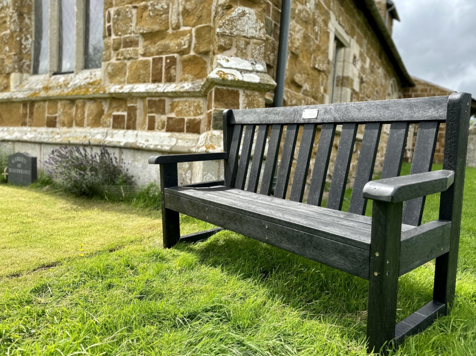 Benches & Seating - Outdoor Furniture