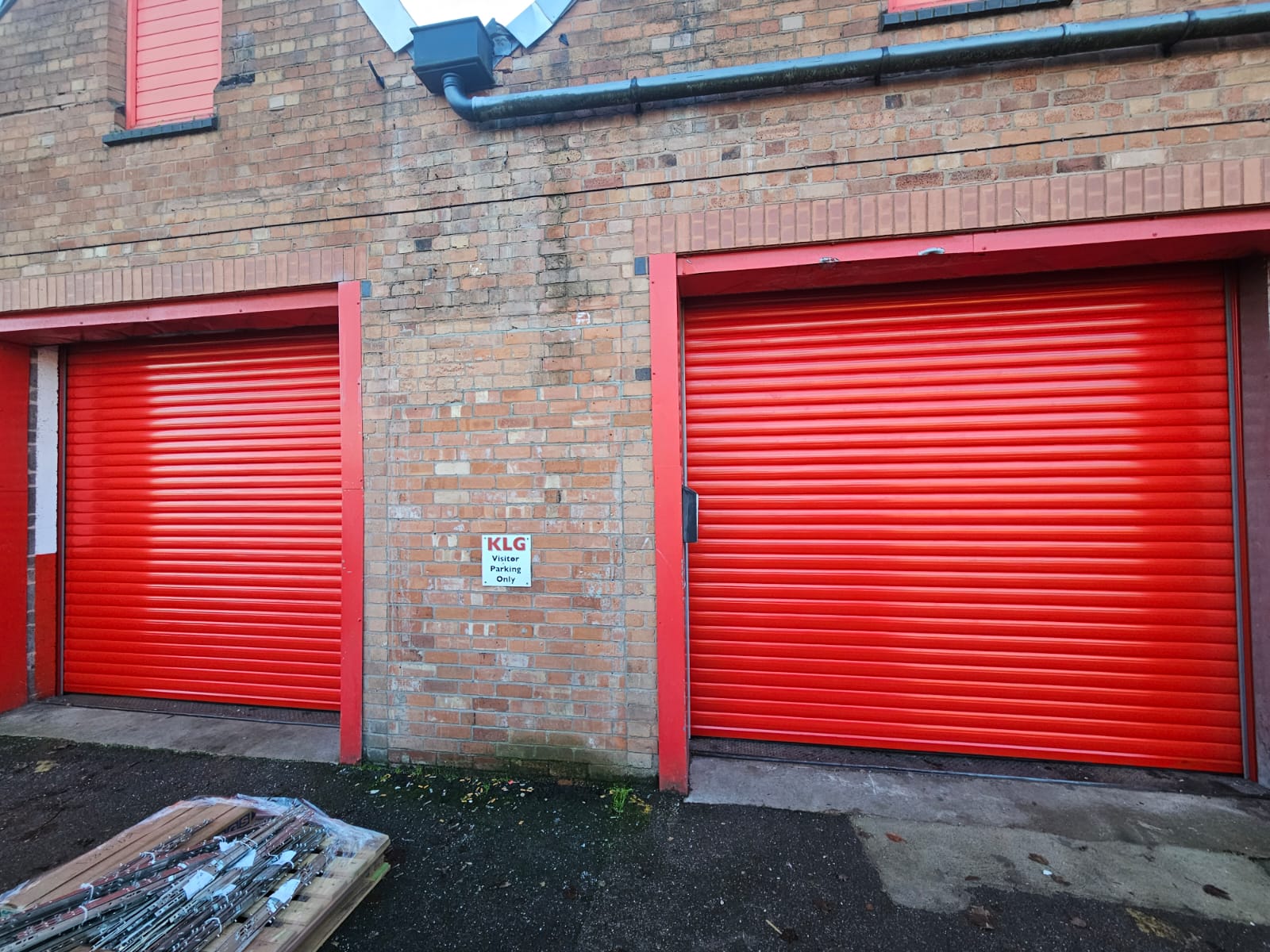 Red Insulated roller shutters