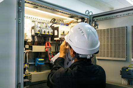 Commercial Electricians Across the South West