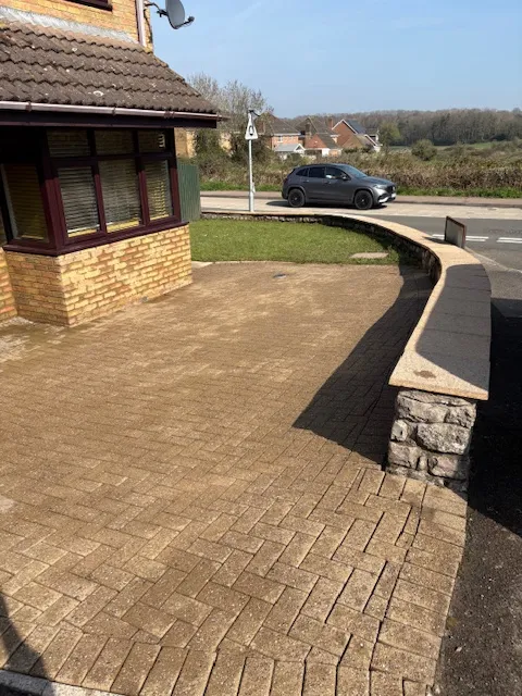 Driveway Cleaning - Thornbury (After)