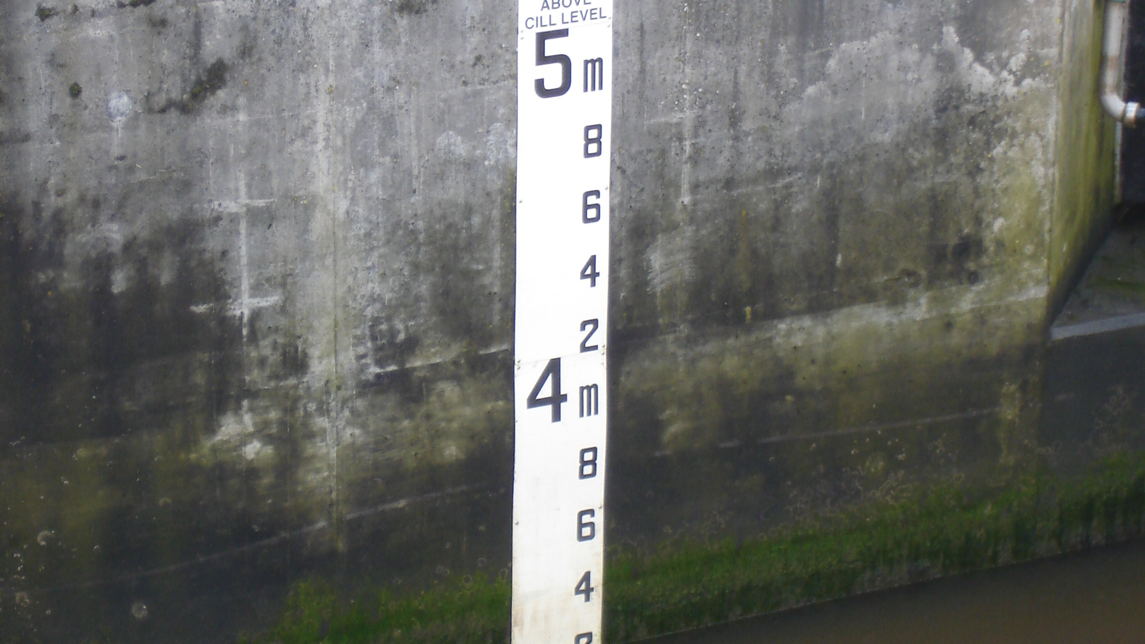 D53 tidal gauge board for measuring water depths in marine environments including docks, harbours, ports and marinas