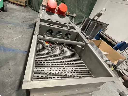 Vibratory Scallop Screener for Fishing Boats