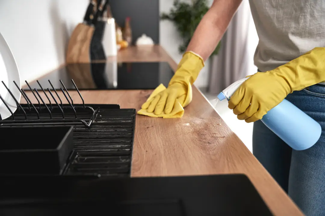 Deep Cleaning Services in Canary Wharf