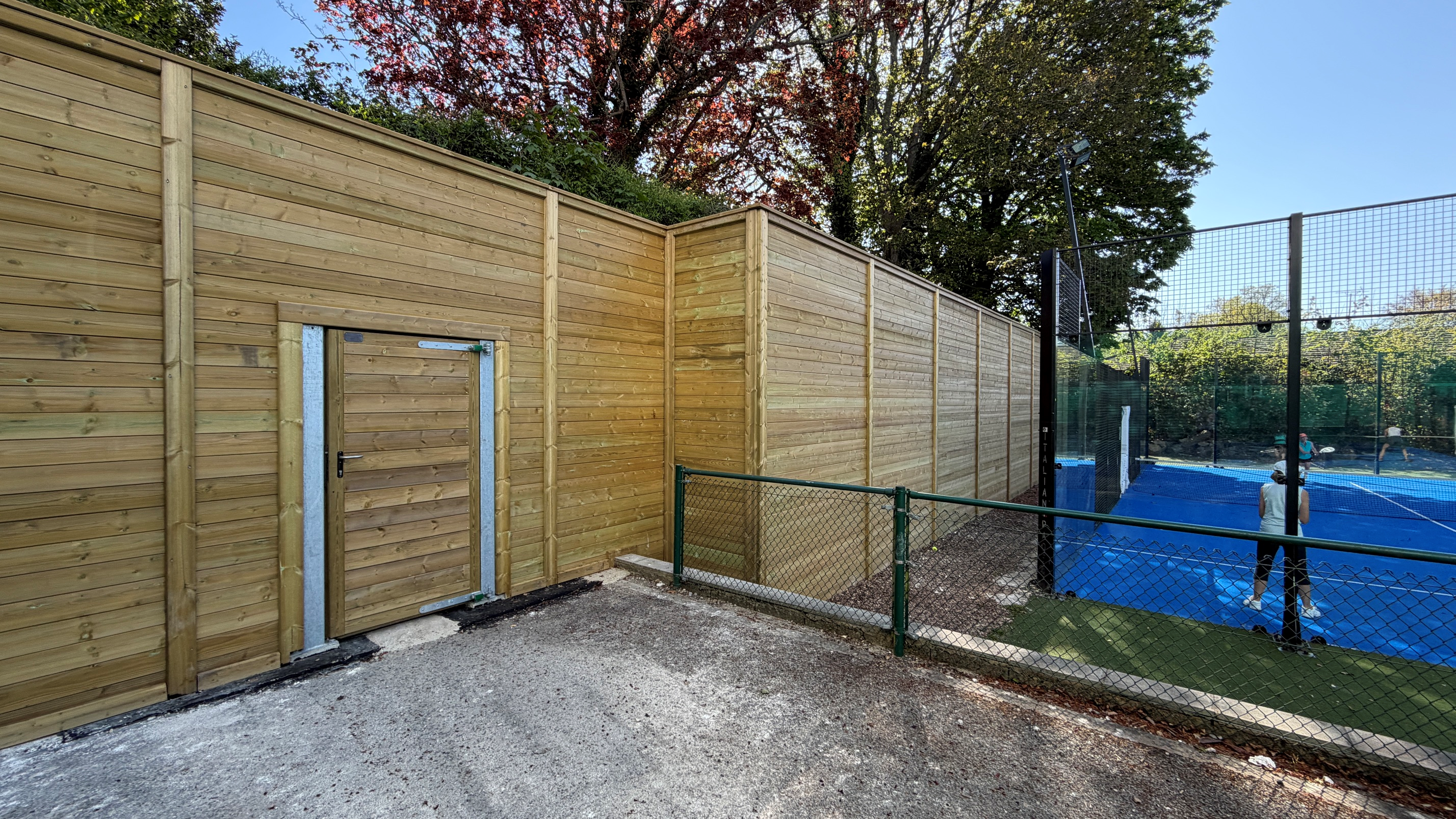 Acoustic Barrier for Padel Club