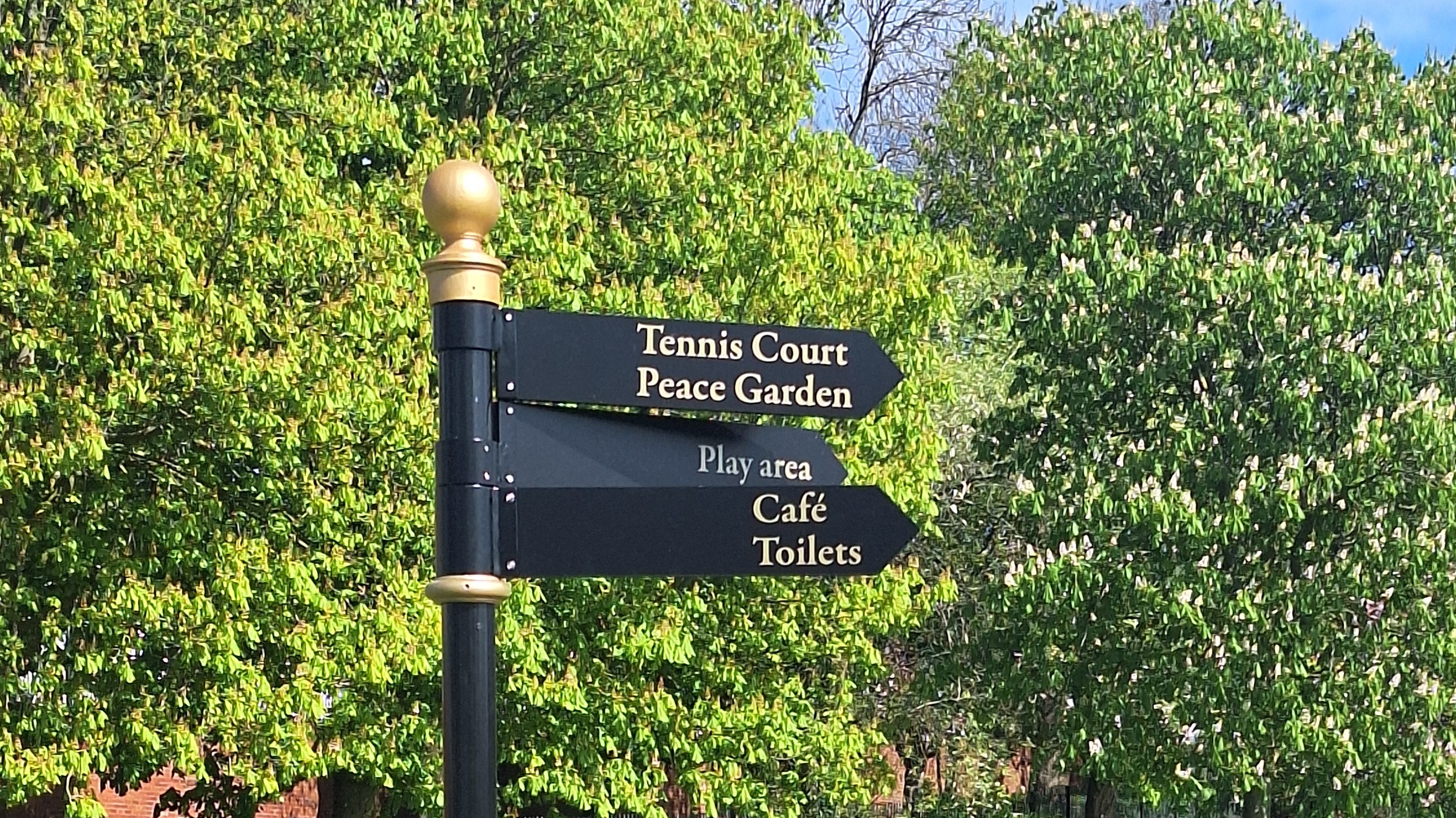 Park style Finger post or sign post with 3 directional arms & ball finial, in aluminium, by Shelley Signs