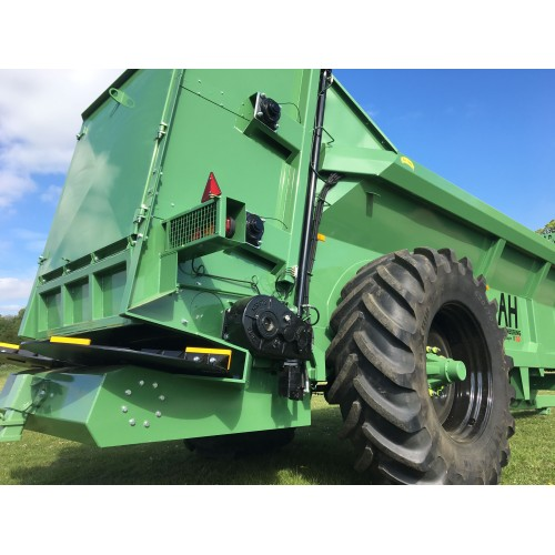 Spinning Disc Manure Spreader Hire