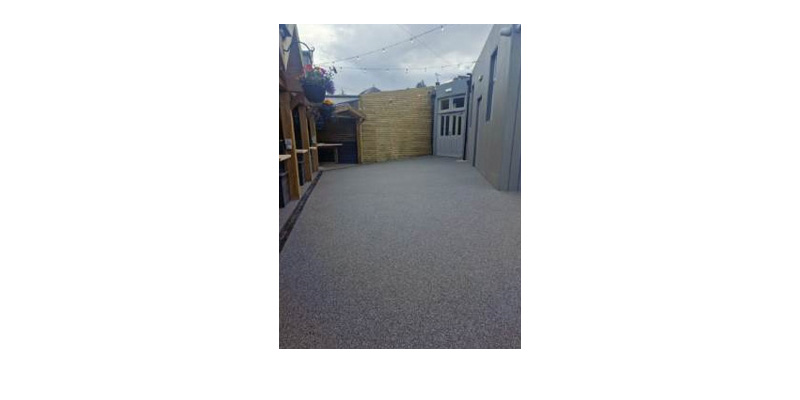 Why Resin Driveways Are Perfect for Commercial Spaces
