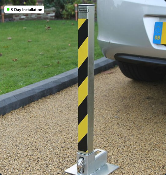 Heavy-Duty High-Vis Folding Post in Essex