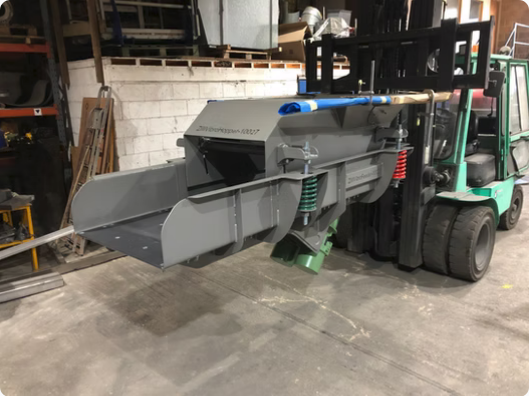 Suspended Linear Vibratory Feeder