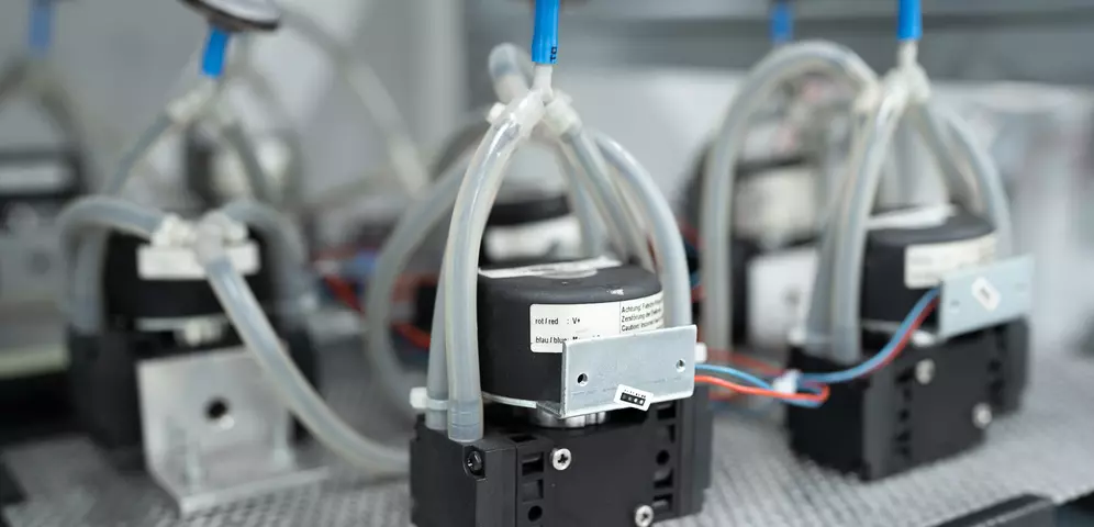100,000 Hours: KNF Diaphragm Pumps Achieve Exceptional Lifetime