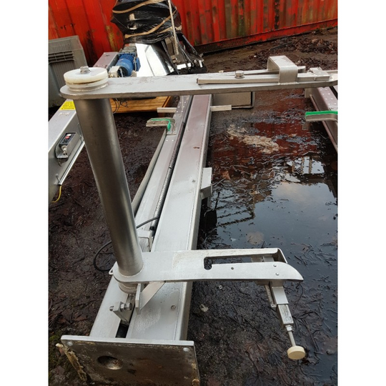 Tote Bin Hoist