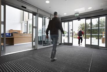 Wiping The Floor with The Rest &minus; Gradus Launches Esplanade 1000 Primary Barrier Matting 