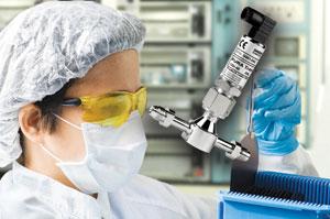 High-precision trace moisture transmitter for high-purity gas applications