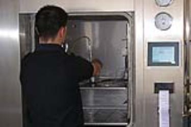 Autoclave servicing