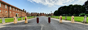 Historic Royal Palaces. Automatic Rising Bollards