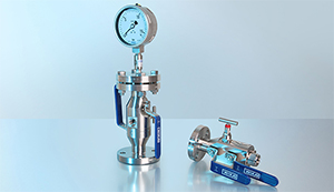 Combination of pressure measuring instrument with accessories &minus; Hook-up instead of own assembly