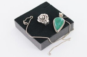 Custom Flocked Foam Jewellery Box Inserts