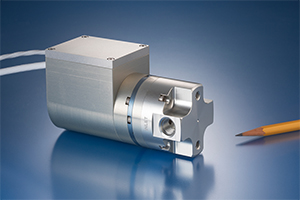 High-performance maniature pump & control package