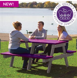 Platinum Jubilee Standard Picnic Table