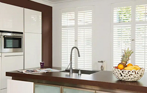 What are the differences between shutters and plantation shutters?