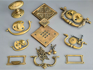 The perfect blend of modern & classic hardware.