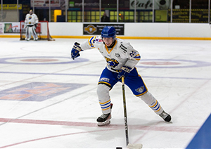 Pinpoint sponsors local ice hockey team preparing to compete in upcoming Scottish National League