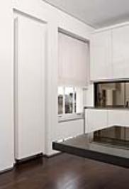 Vertical radiator in a kitchen