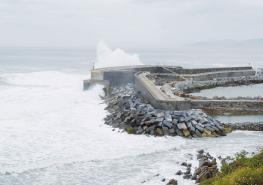 World''s first commercial wave power plant
