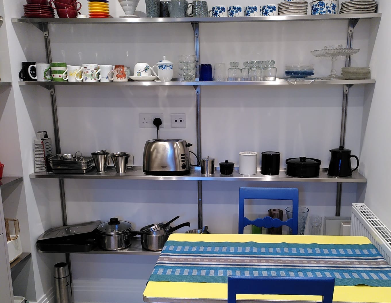 GEC Anderson Stepless Stainless Steel Shelving System (V90)