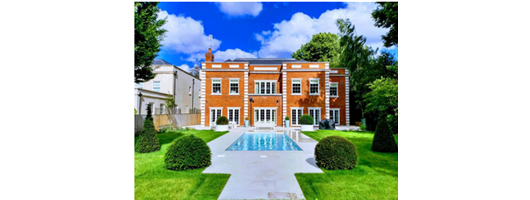 XL Trainer 110 - Cobham - Surrey