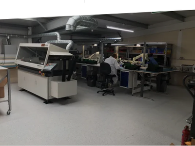 Equipment: Essemtec Manual Printer