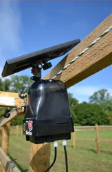 CSDSSHK100. Hotline Solar 100m Tape Strip Grazing Kit for Horses & Ponies