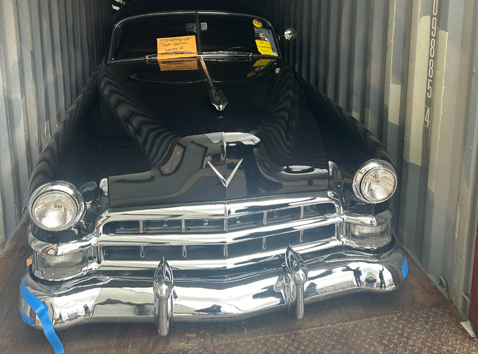 Devanning Vehicles