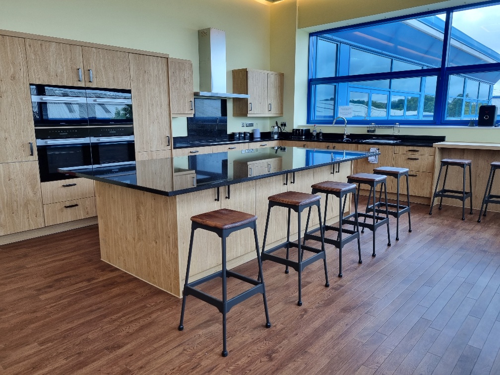 A Refreshed Staff Space for Conex Universal