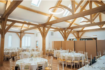 Projects: Glebe Wedding Barn