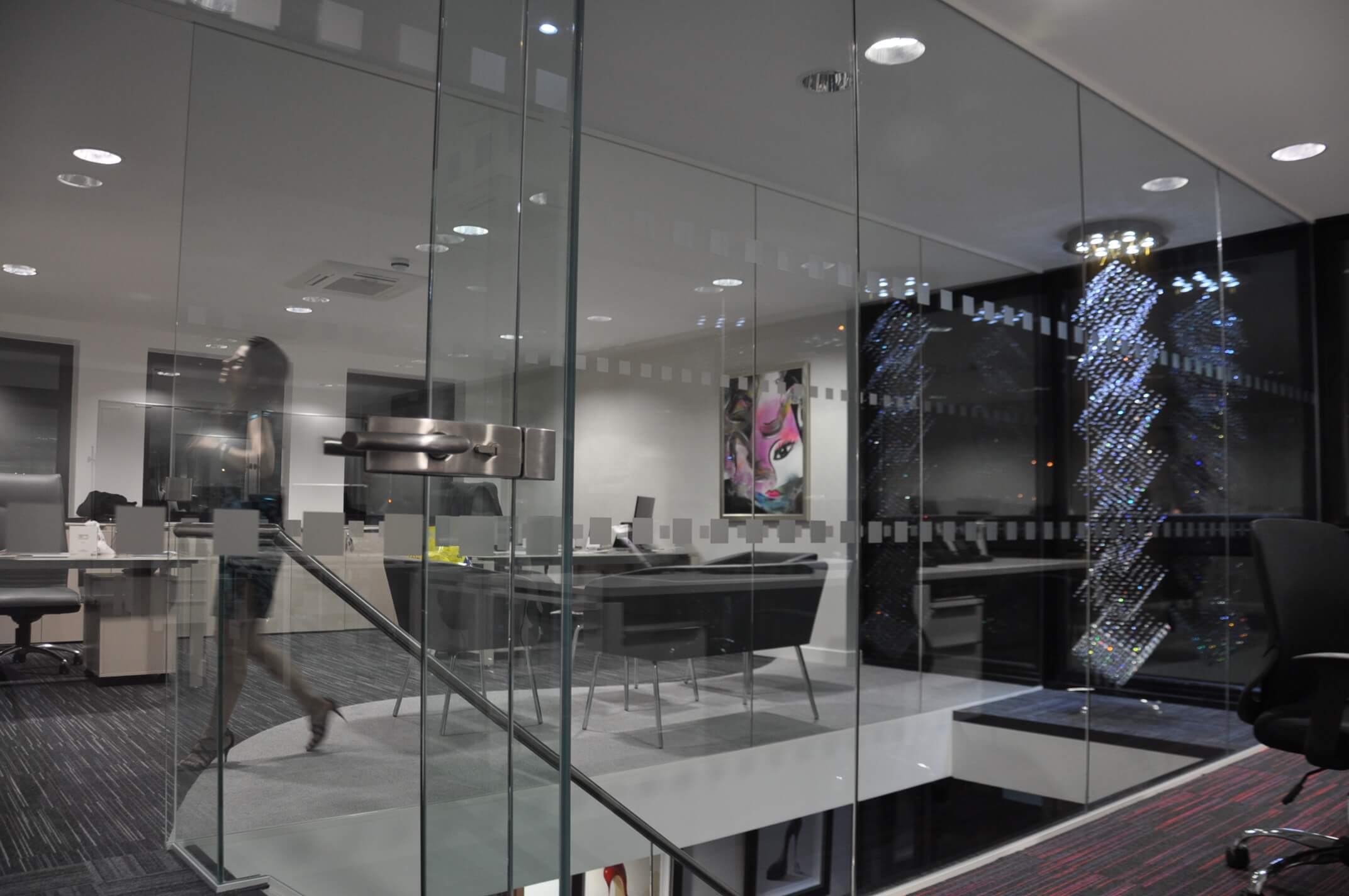 The Benefits of Implementing an Office Mezzanine