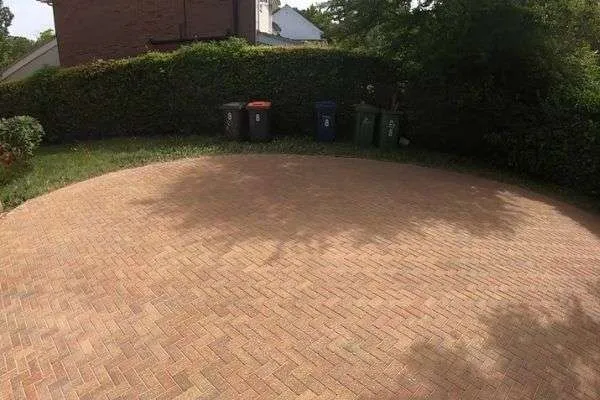 Paths, Patio & Driveway Cleaning