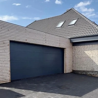 Garage Door Servicing & Repairs