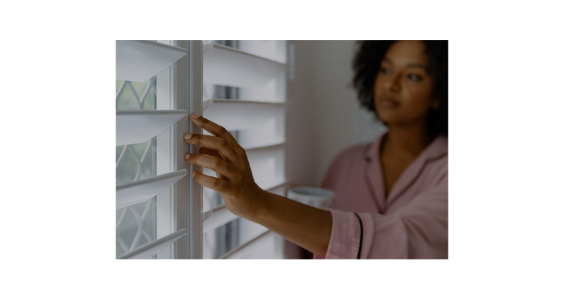 What Are the Benefits of Made to Measure Bay Window Shutters?