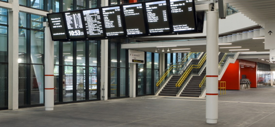 On the move - decorative casings in transport